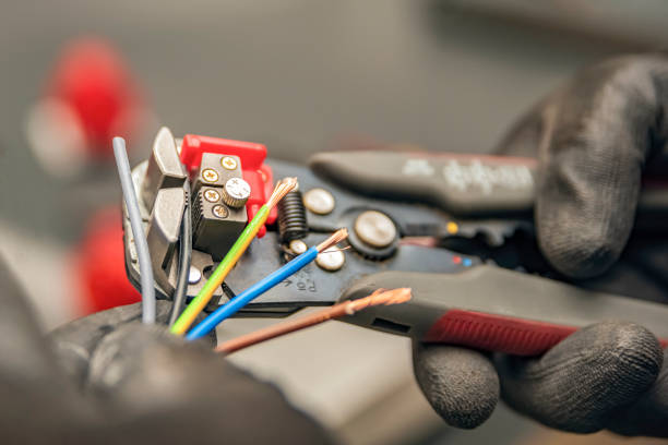 Best Circuit Breaker Repair  in East Troy, WI